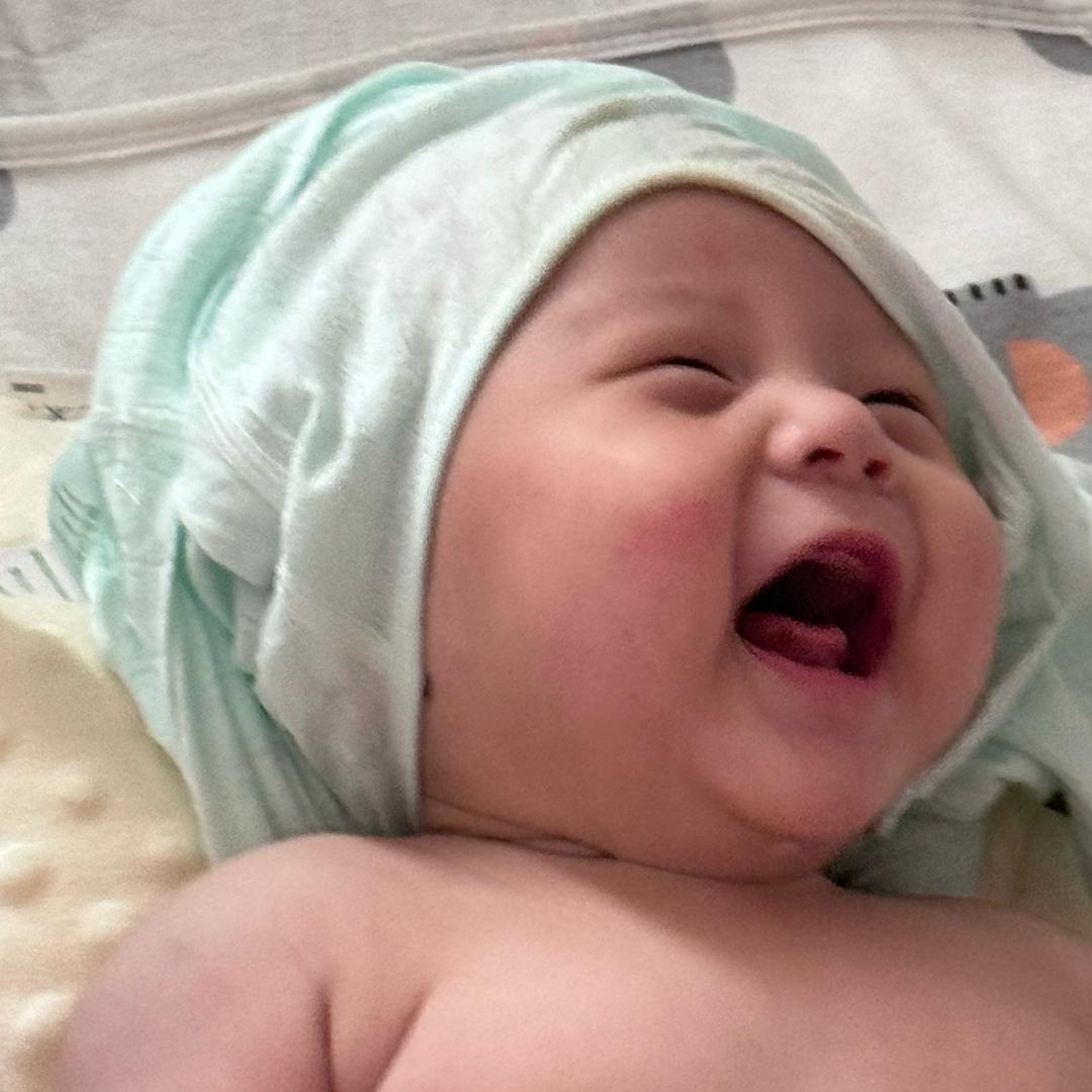 圆头大脑袋🌧️安