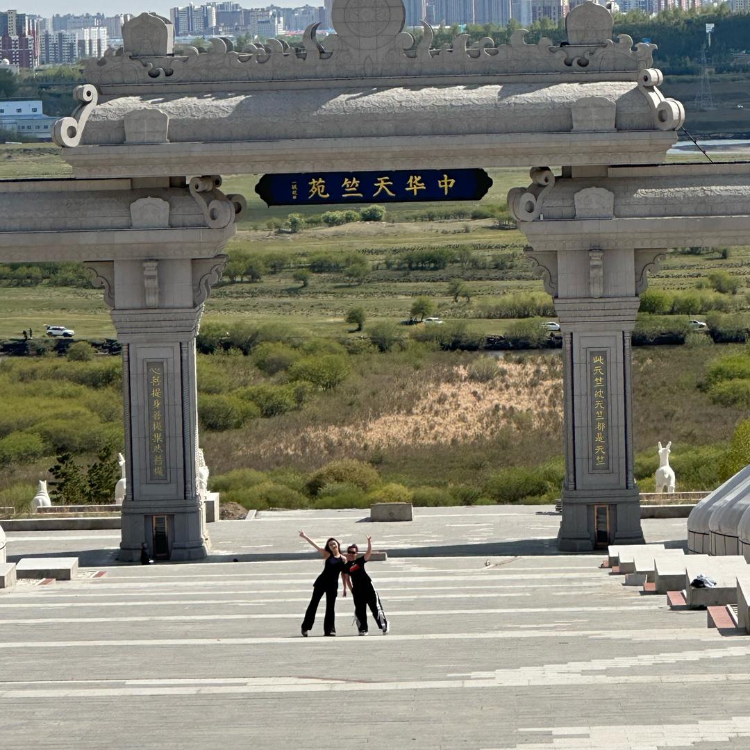 山月不知