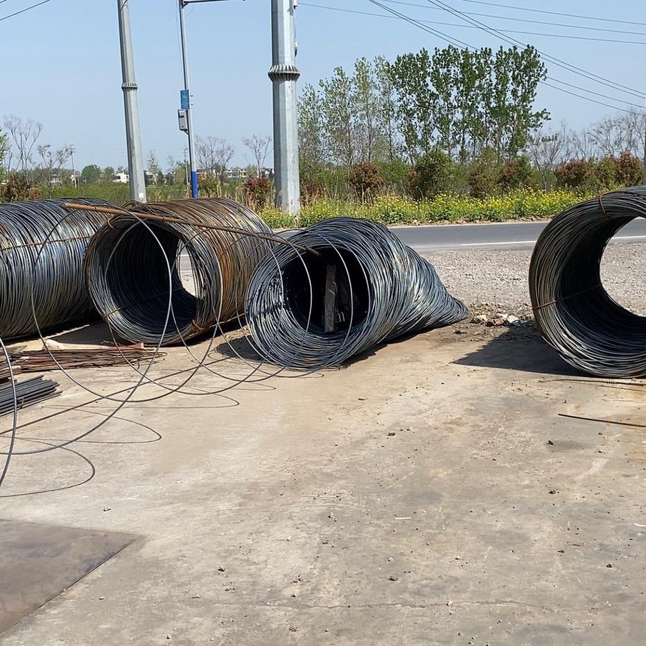 批发零售钢筋，直条、盘罗、各种8圆，6圆