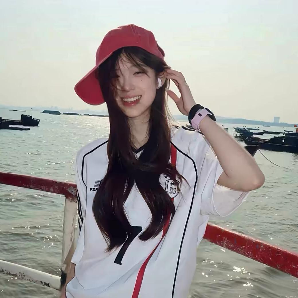 陪闺蜜去抓jian发现是自己的前男友