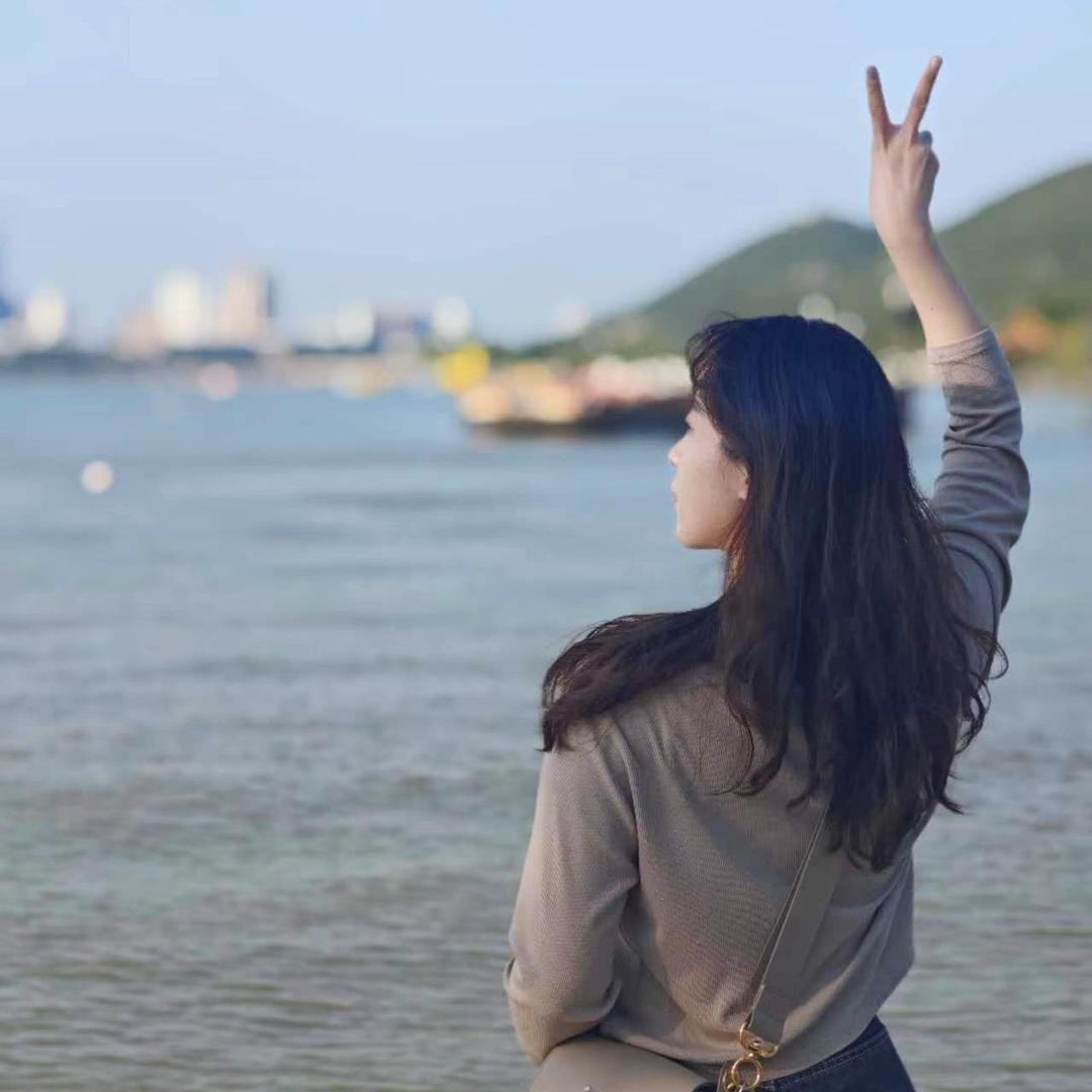 探险七七