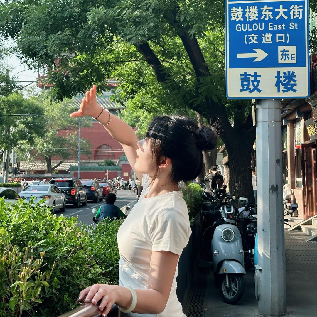 脸¹点也不圆