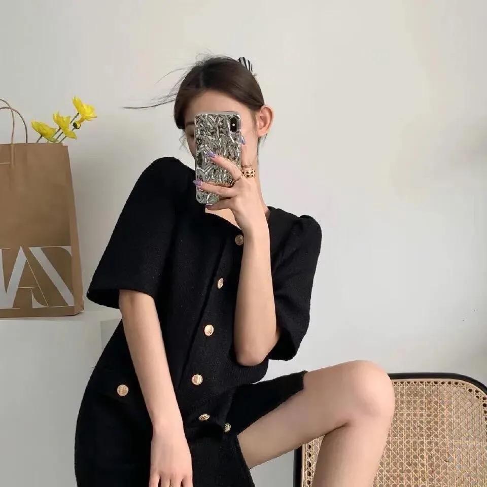 米兰阁服饰店然然