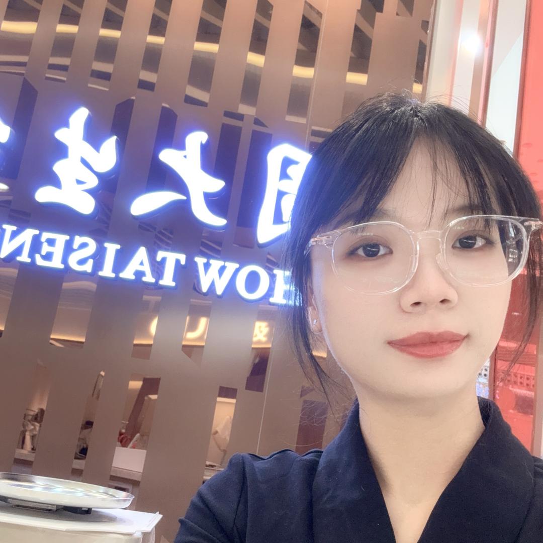 周大生经典富田店娜娜