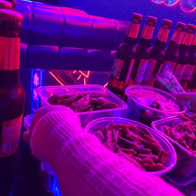 清茶、苦酒