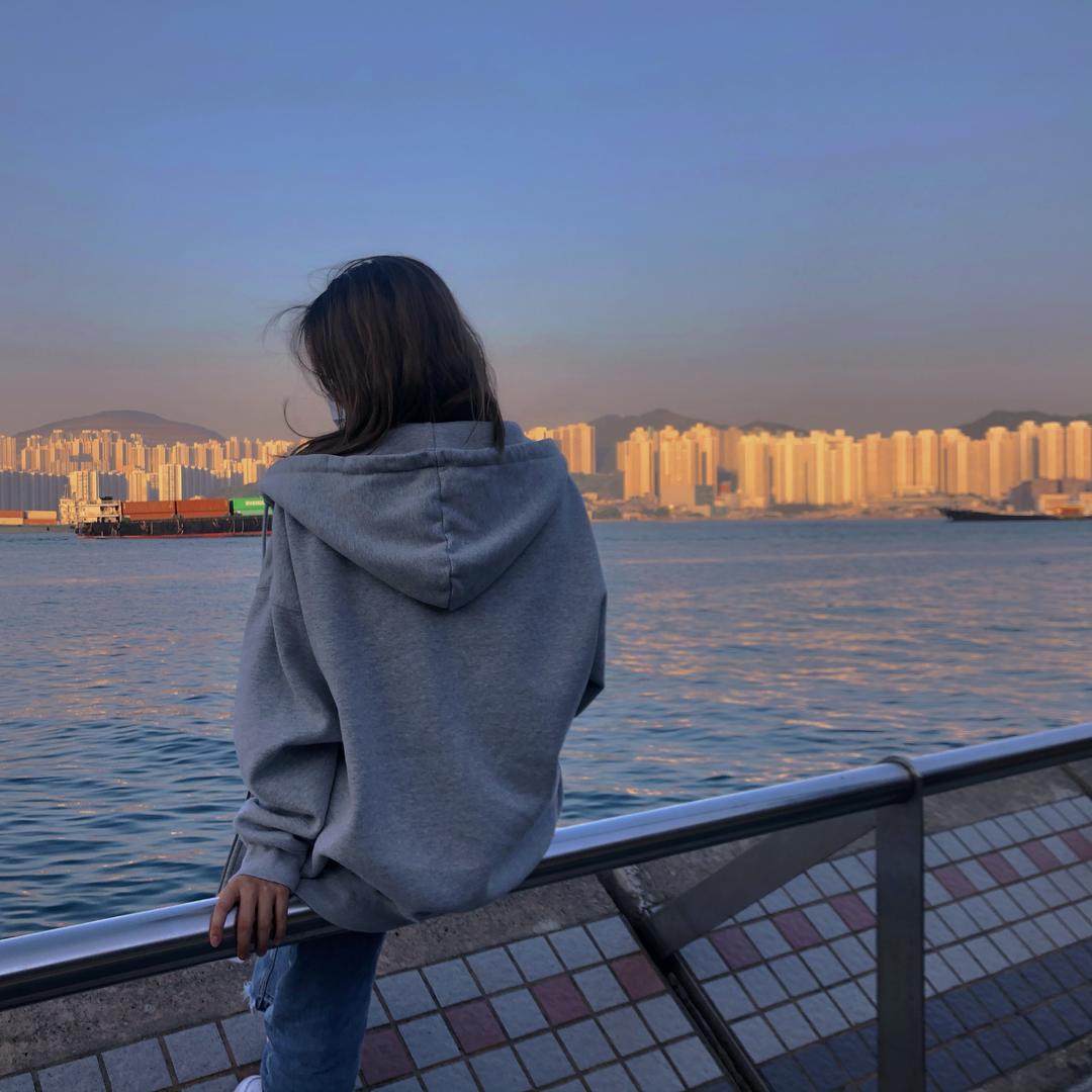 7不饱的小周