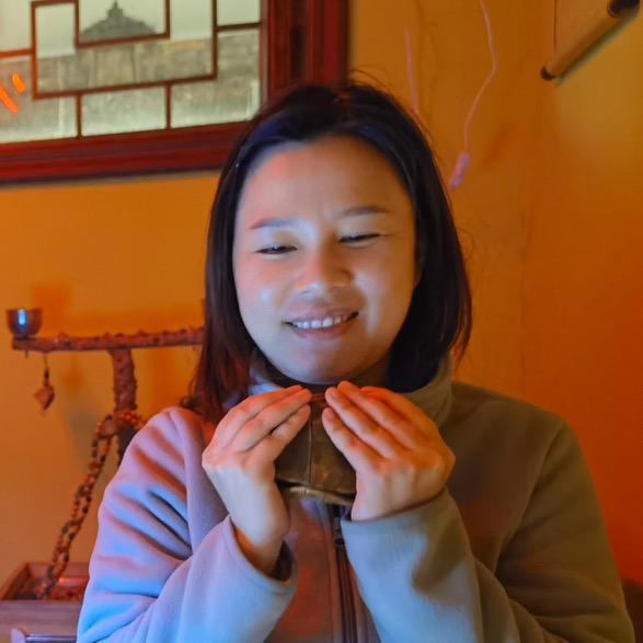 娜娜，