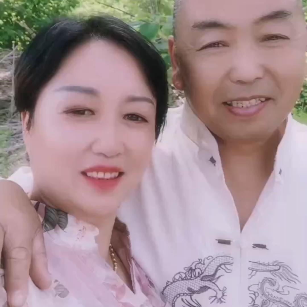 梓赫奶奶