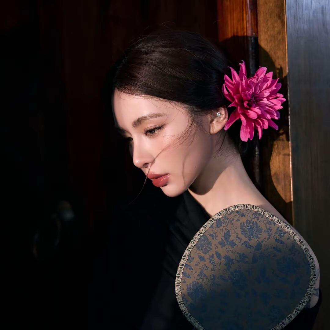 楚楚.”