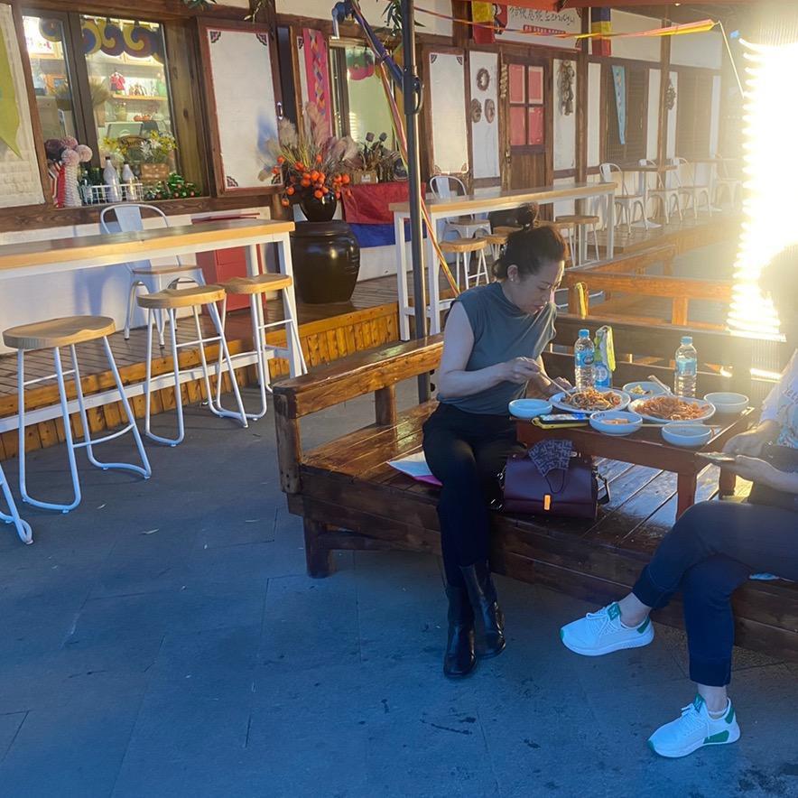 牡丹江阿麻妮小酒馆兰姐(华隆一区店)