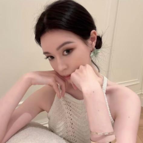 莹iio-🫧