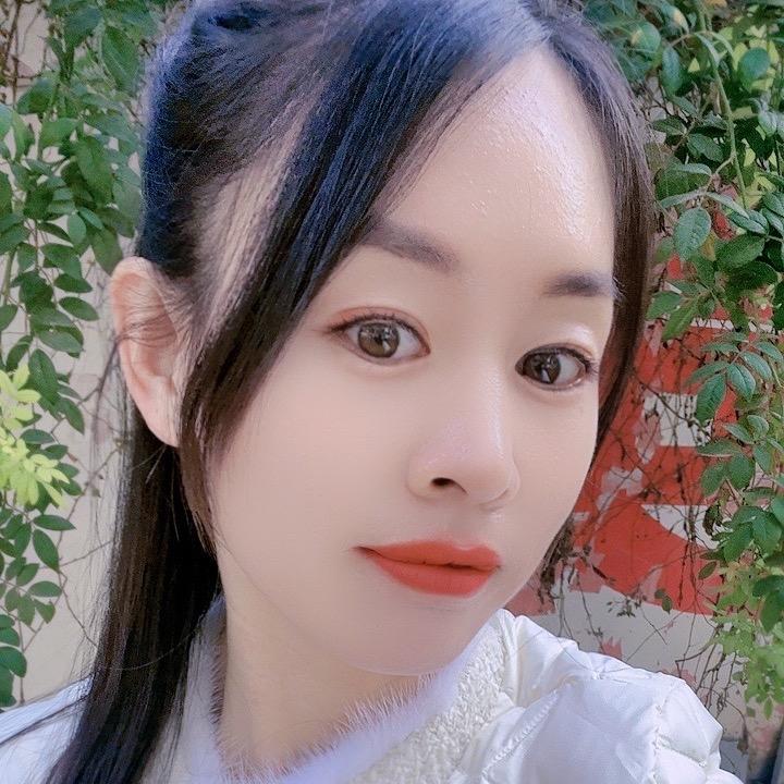 衣见钟情女装店-孟月