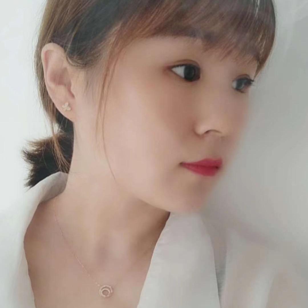 李李吖~