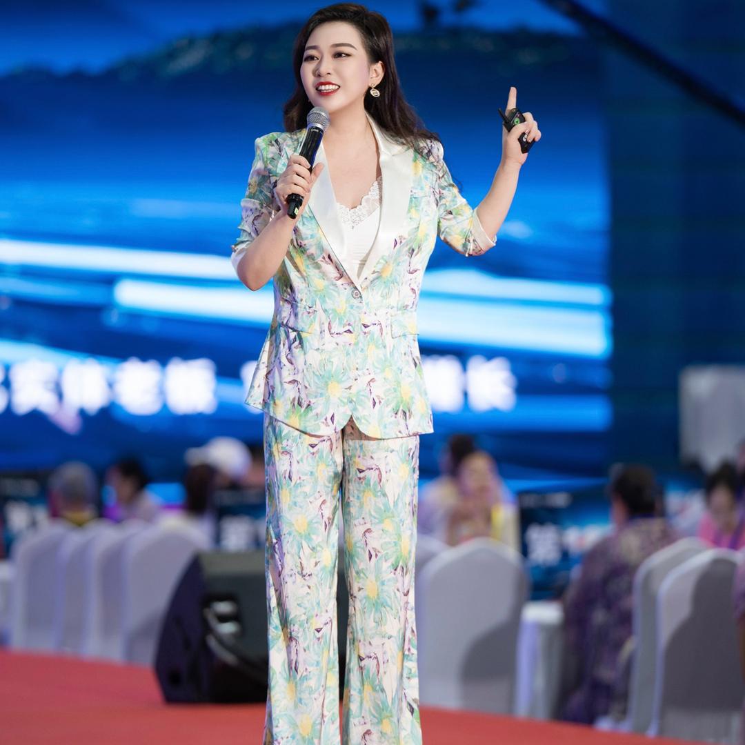 公众演说教练-铭铭