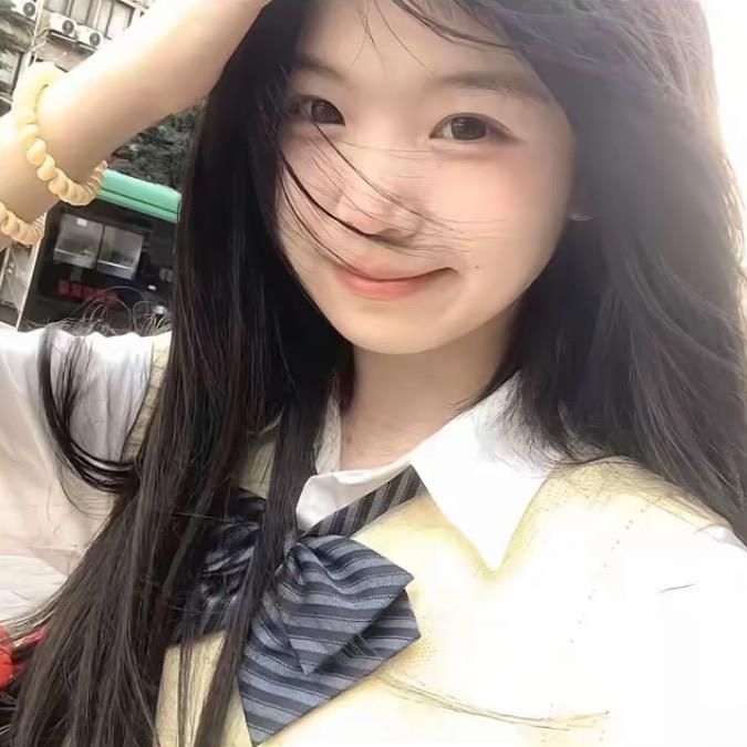 乔悸妍.