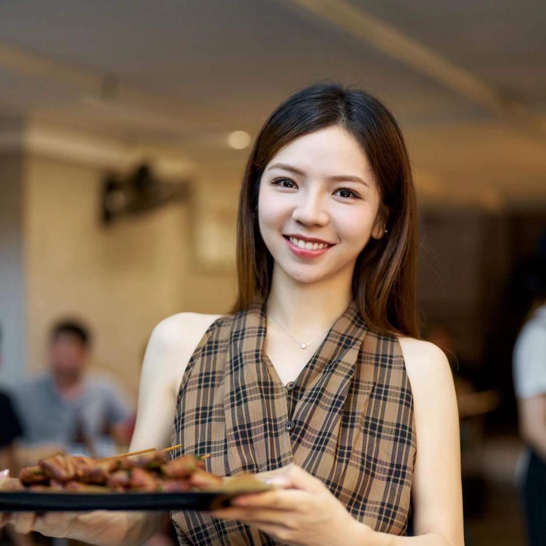 紫妍梦见烧烤