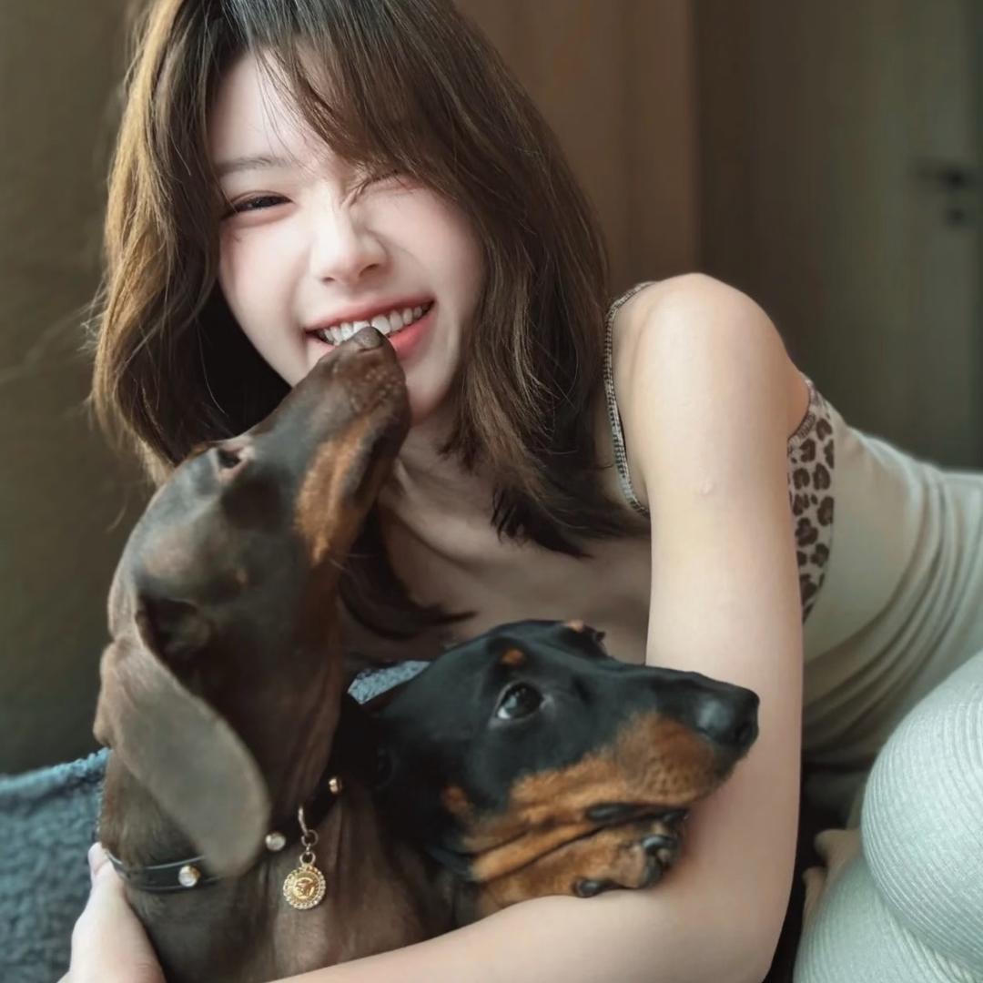 ^yy