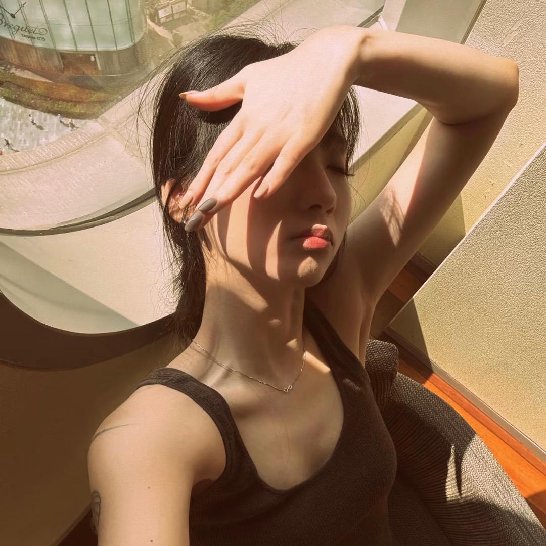 yY.