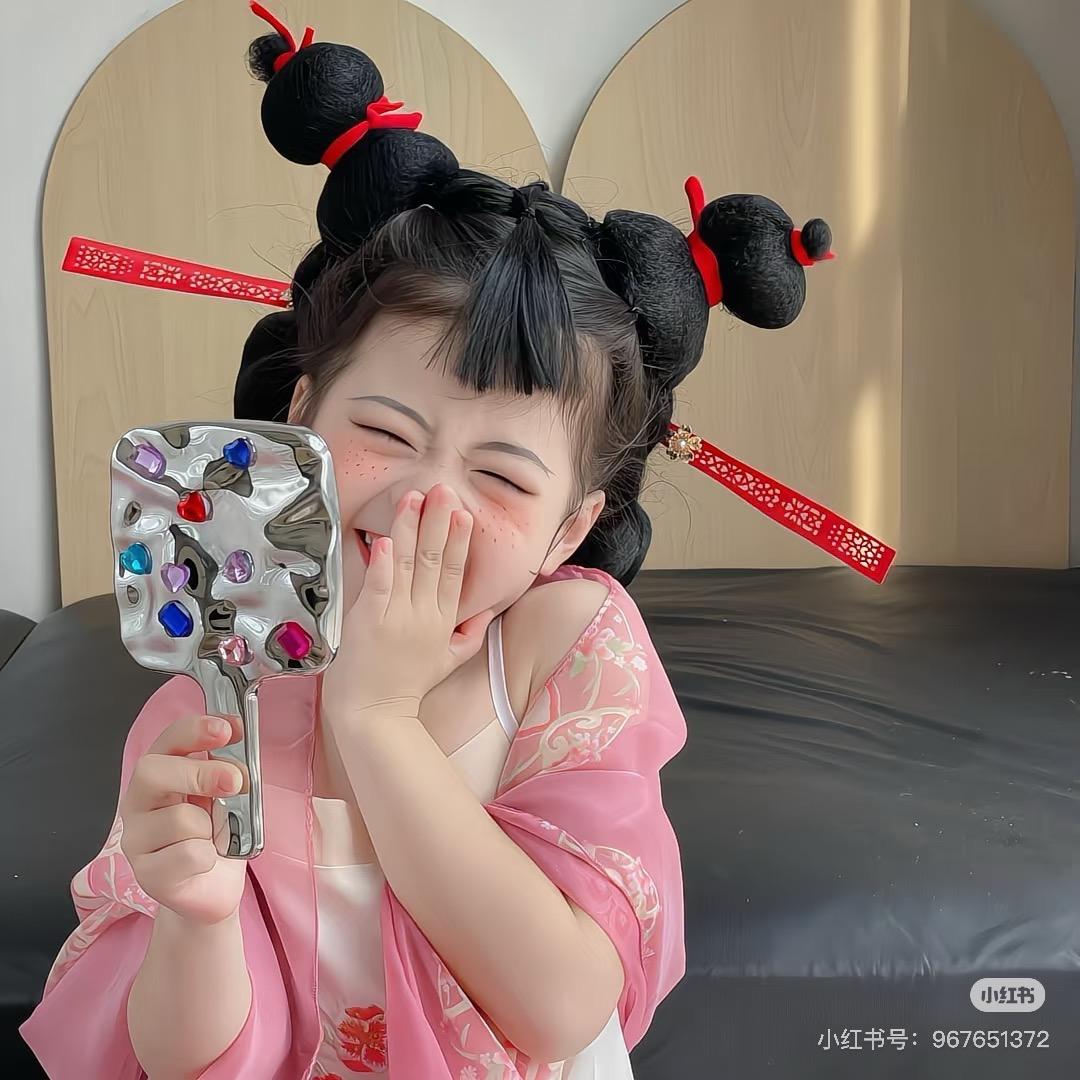 是小鹿麻麻吖