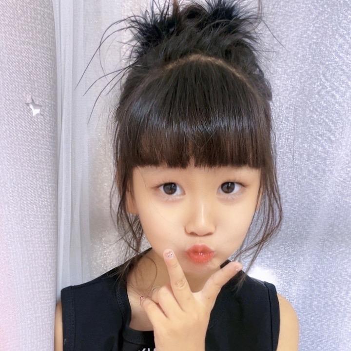 依凝童装优选