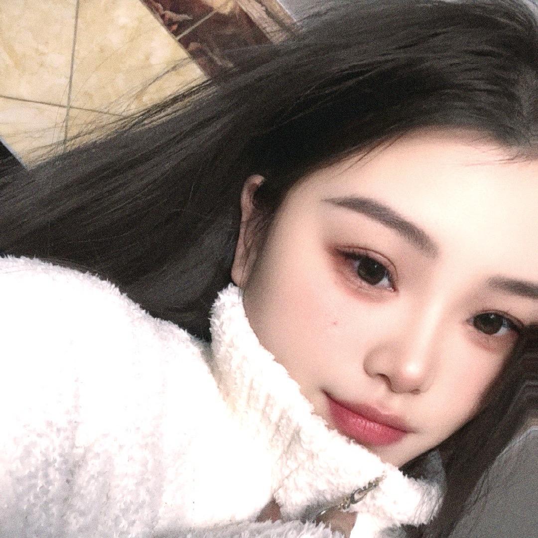 🌸周小姐           🌸