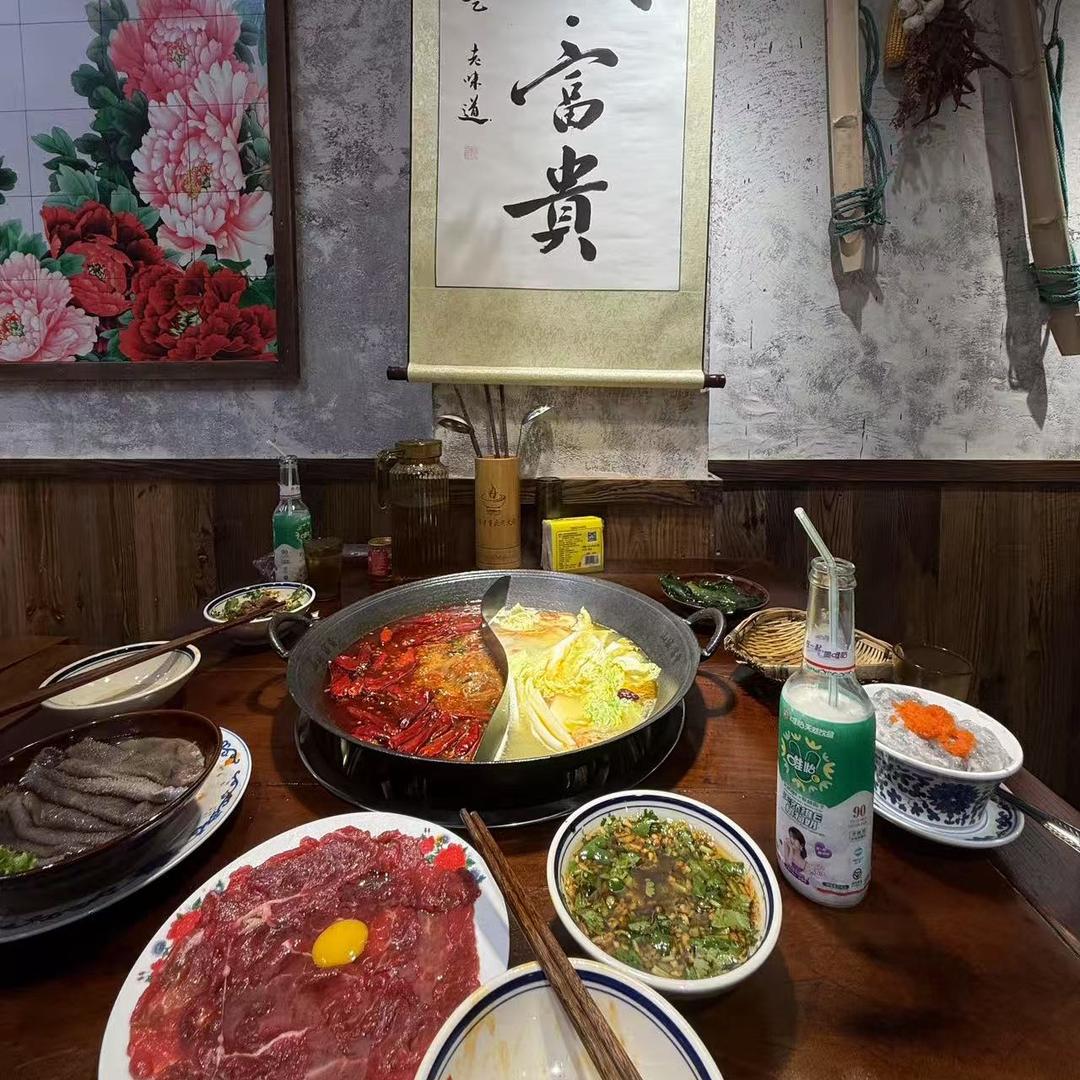 在昆明开火锅店的小王