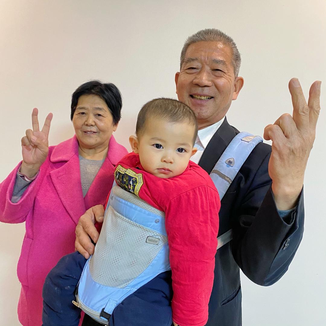 天赐一家人（67岁生宝宝）