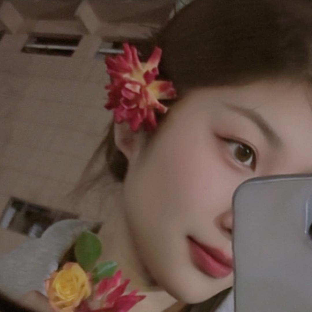 👑一  女  的🤫