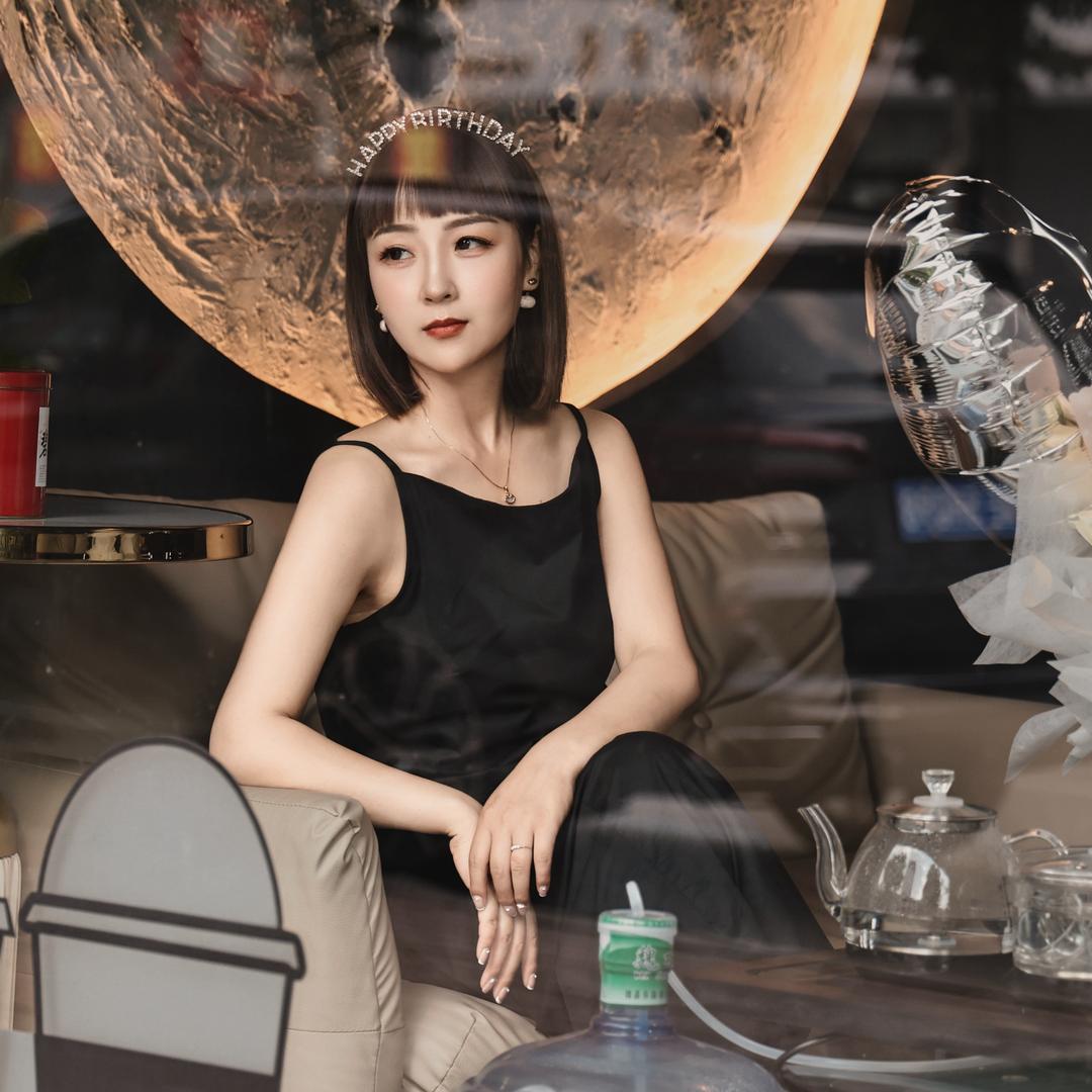 桃李春风郭艳娜