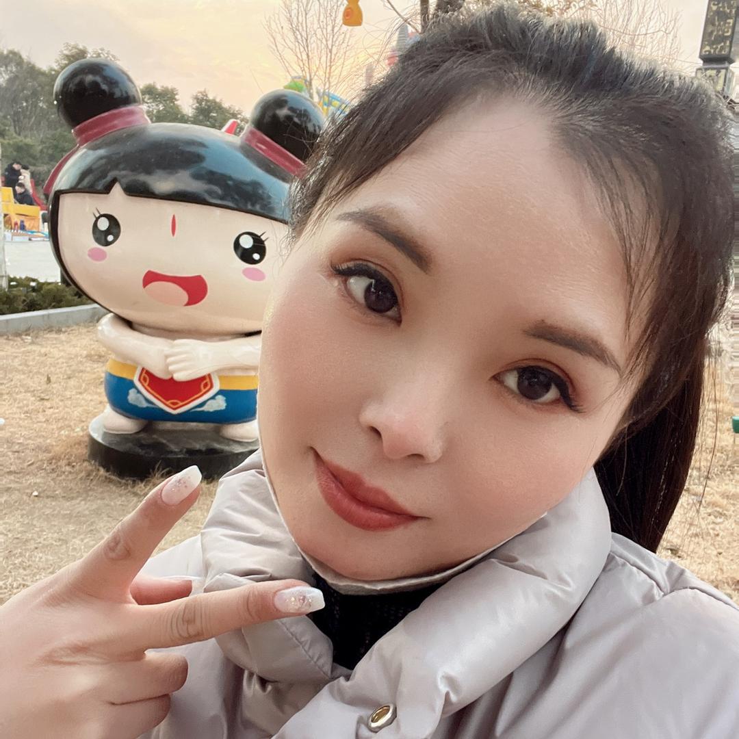 婚礼主持田妹儿