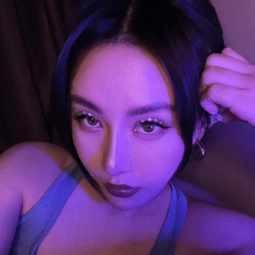 J哥