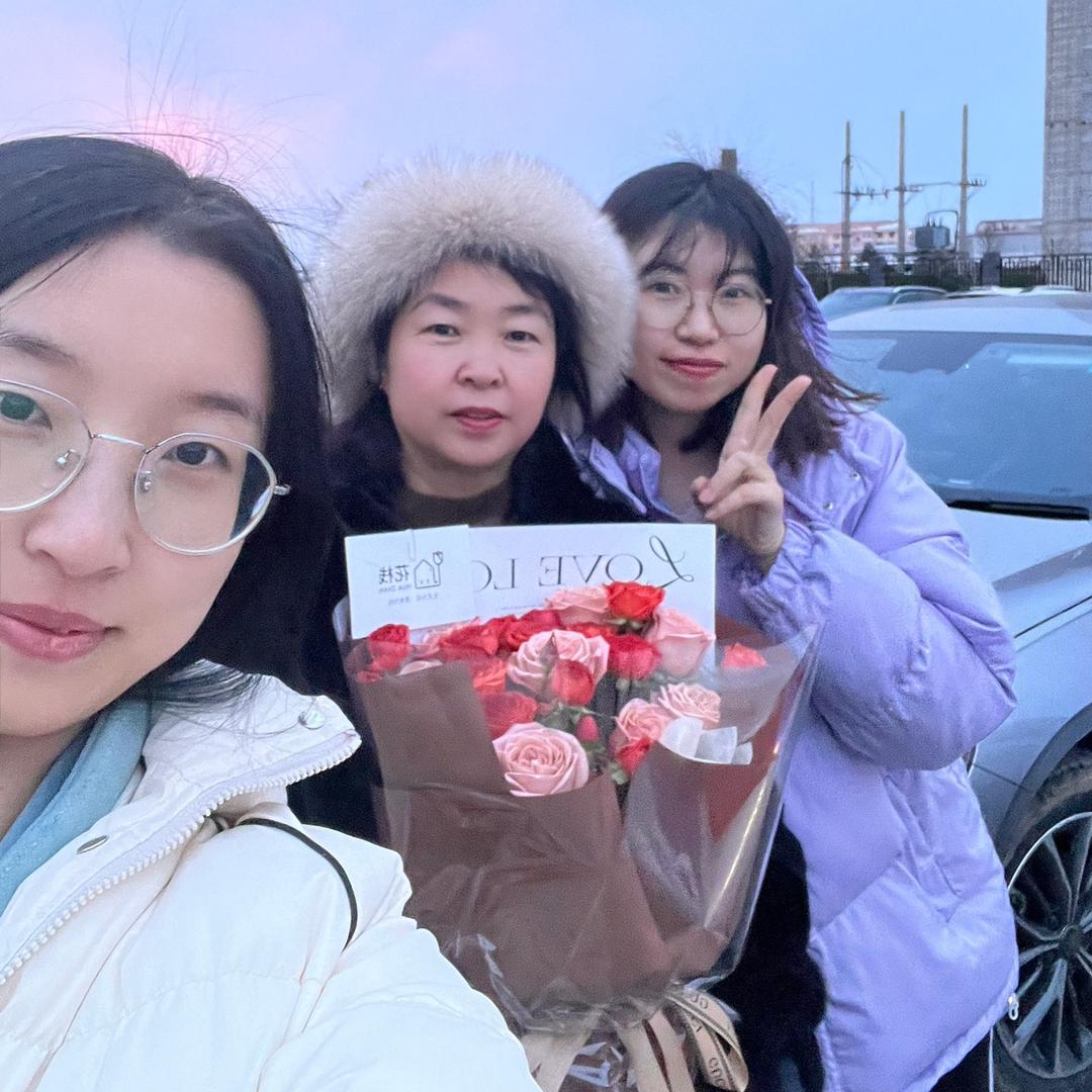 龅牙姐爱唱歌🎤