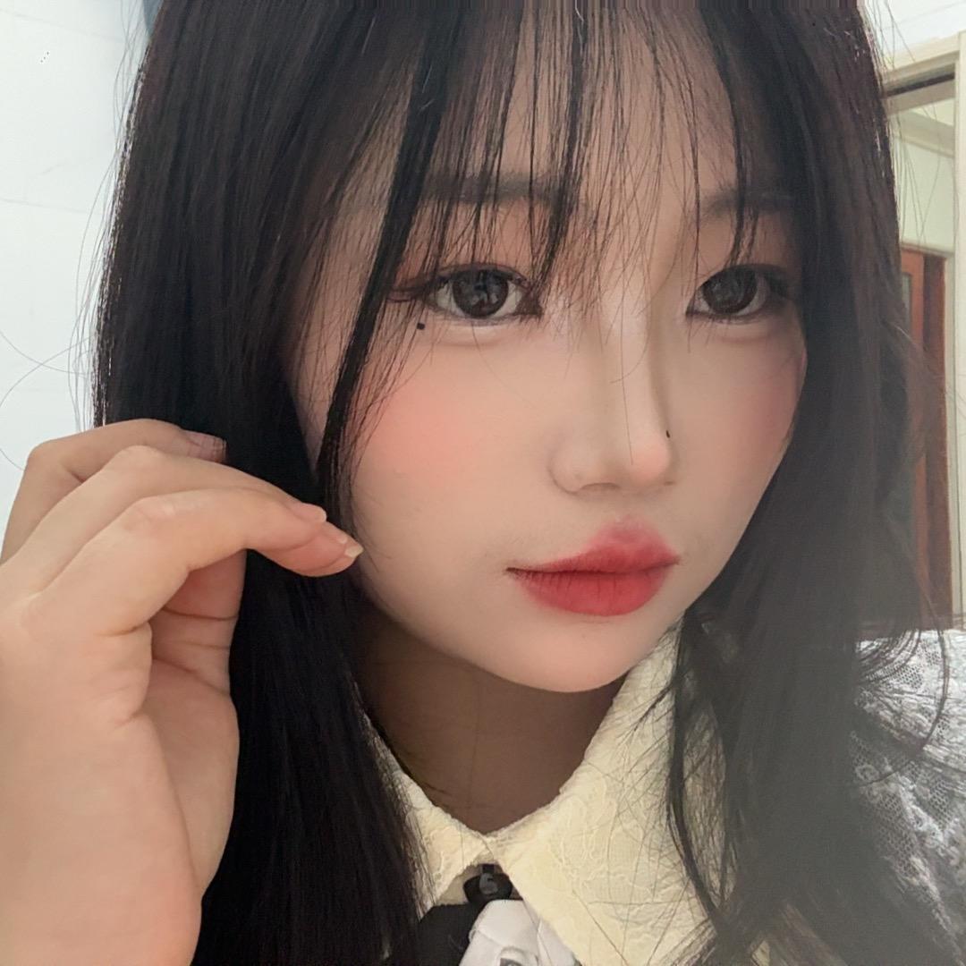 香香.
