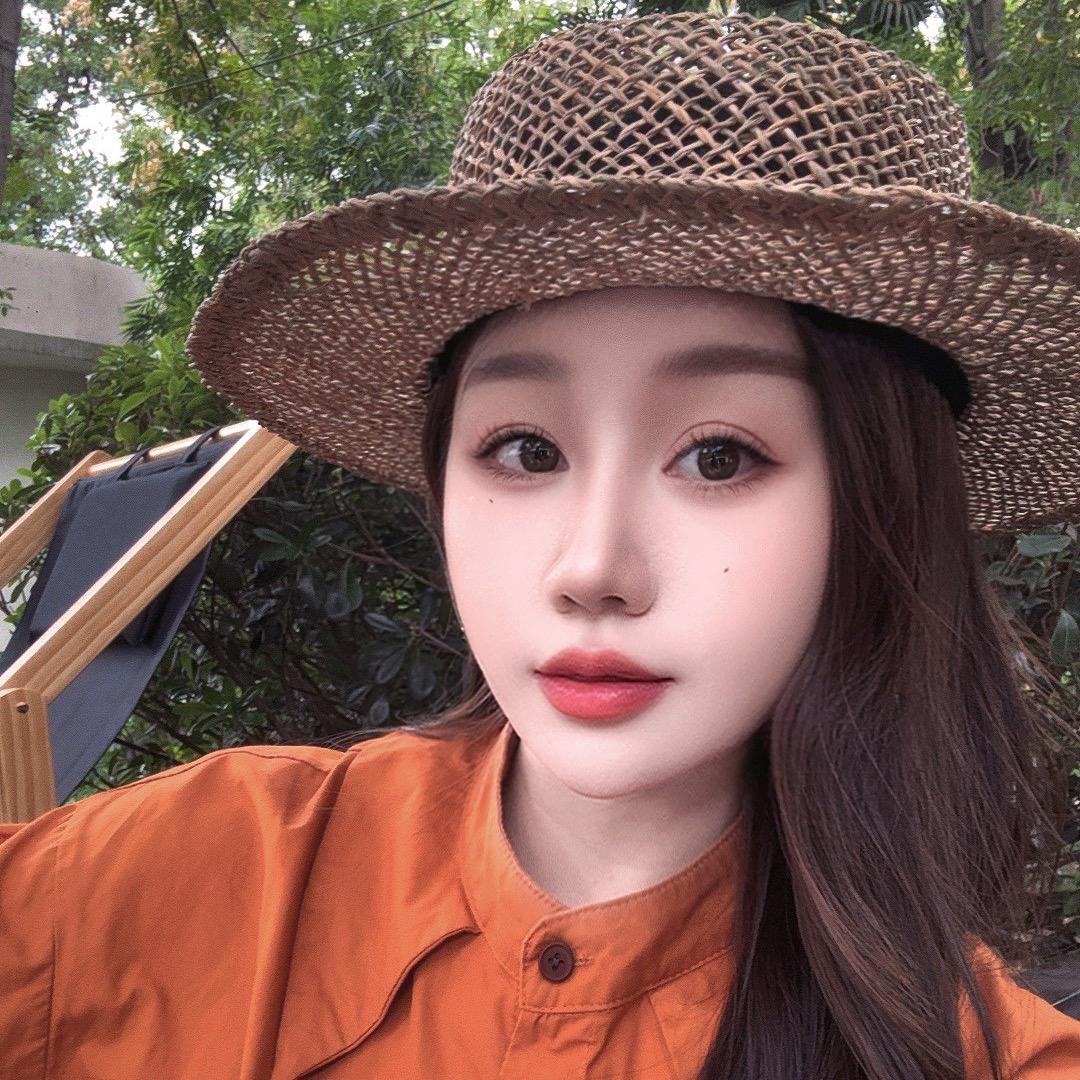Lily@