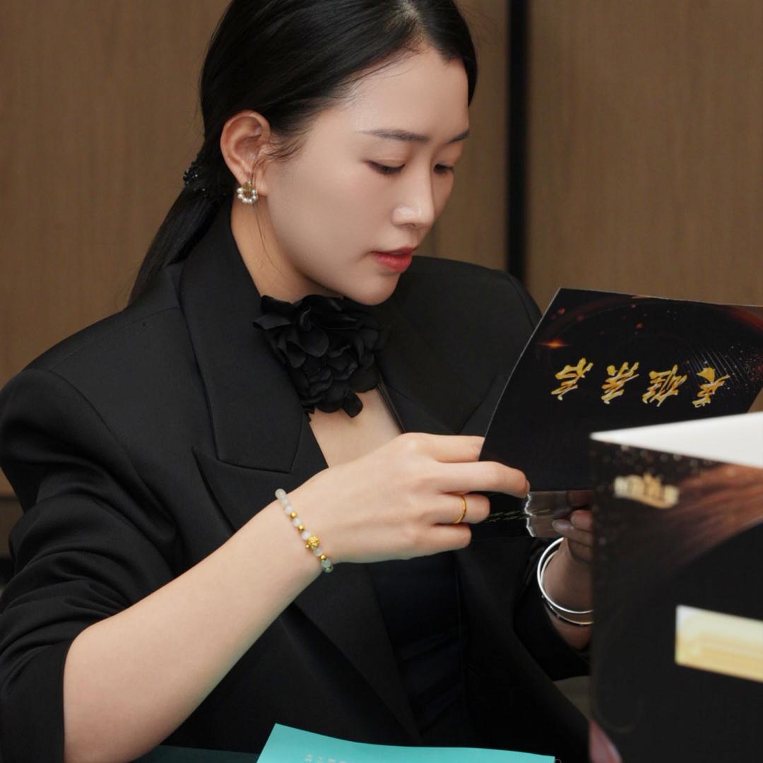 A彝良县舒美美容会所.小鲜鲜