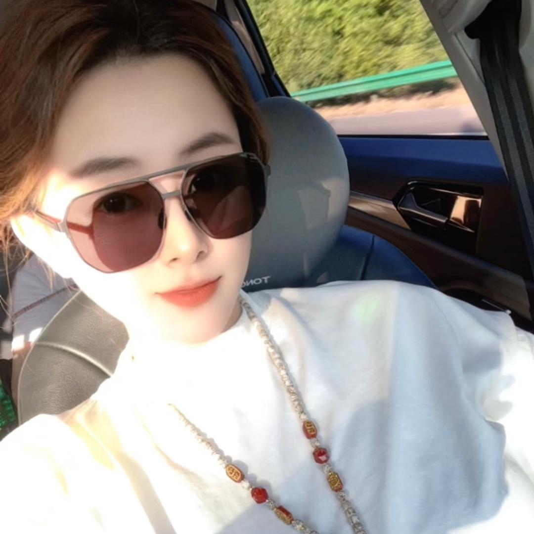 @吴迪.