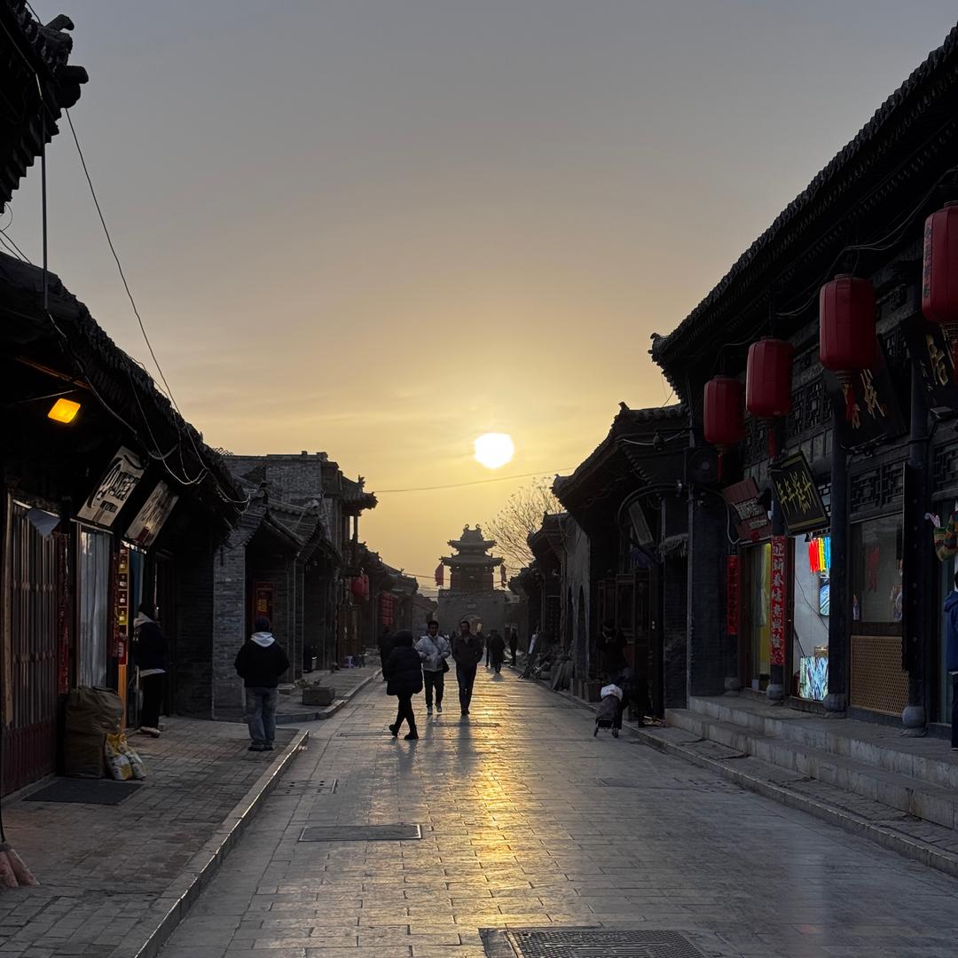 不高兴🎐