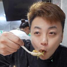 宋大嘴就爱吃