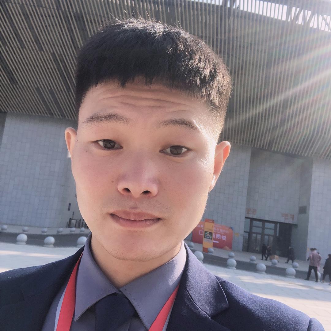 房产小马，逸飞冲天