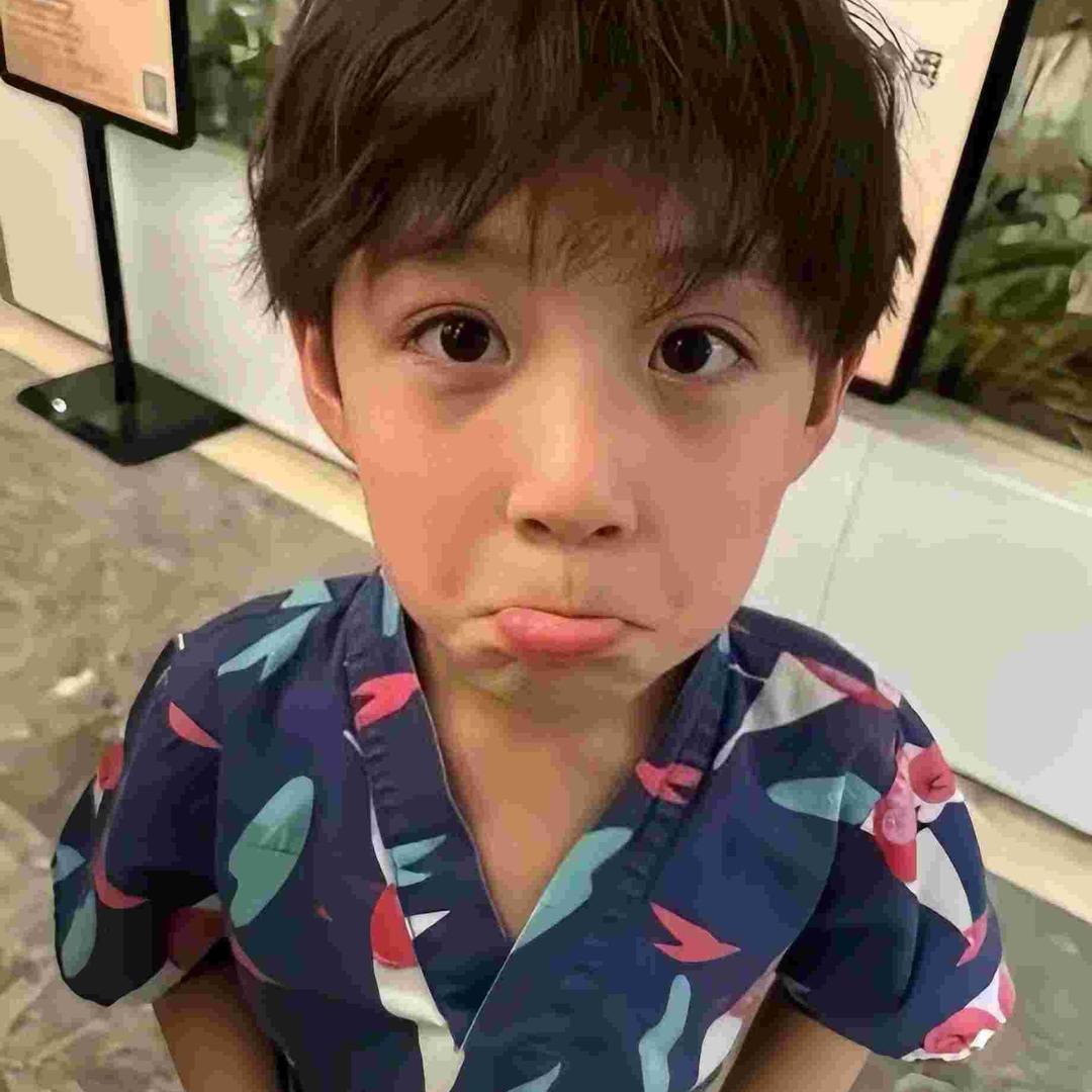 给你一个大逼斗