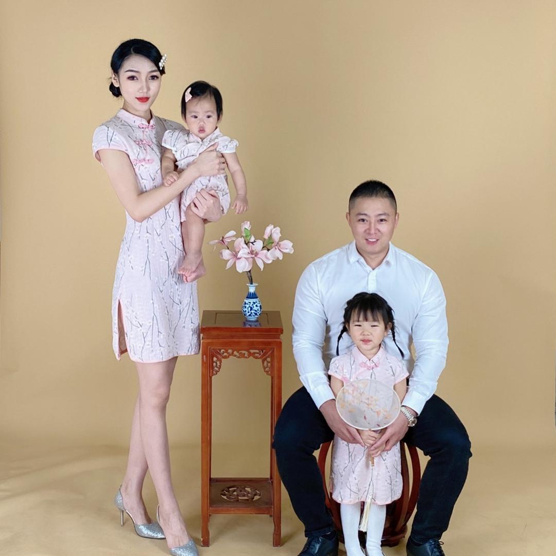 爽哥夫妇