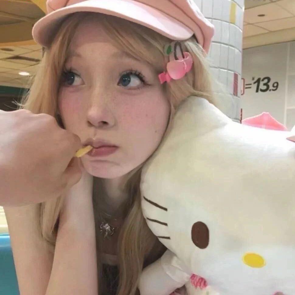 琳^