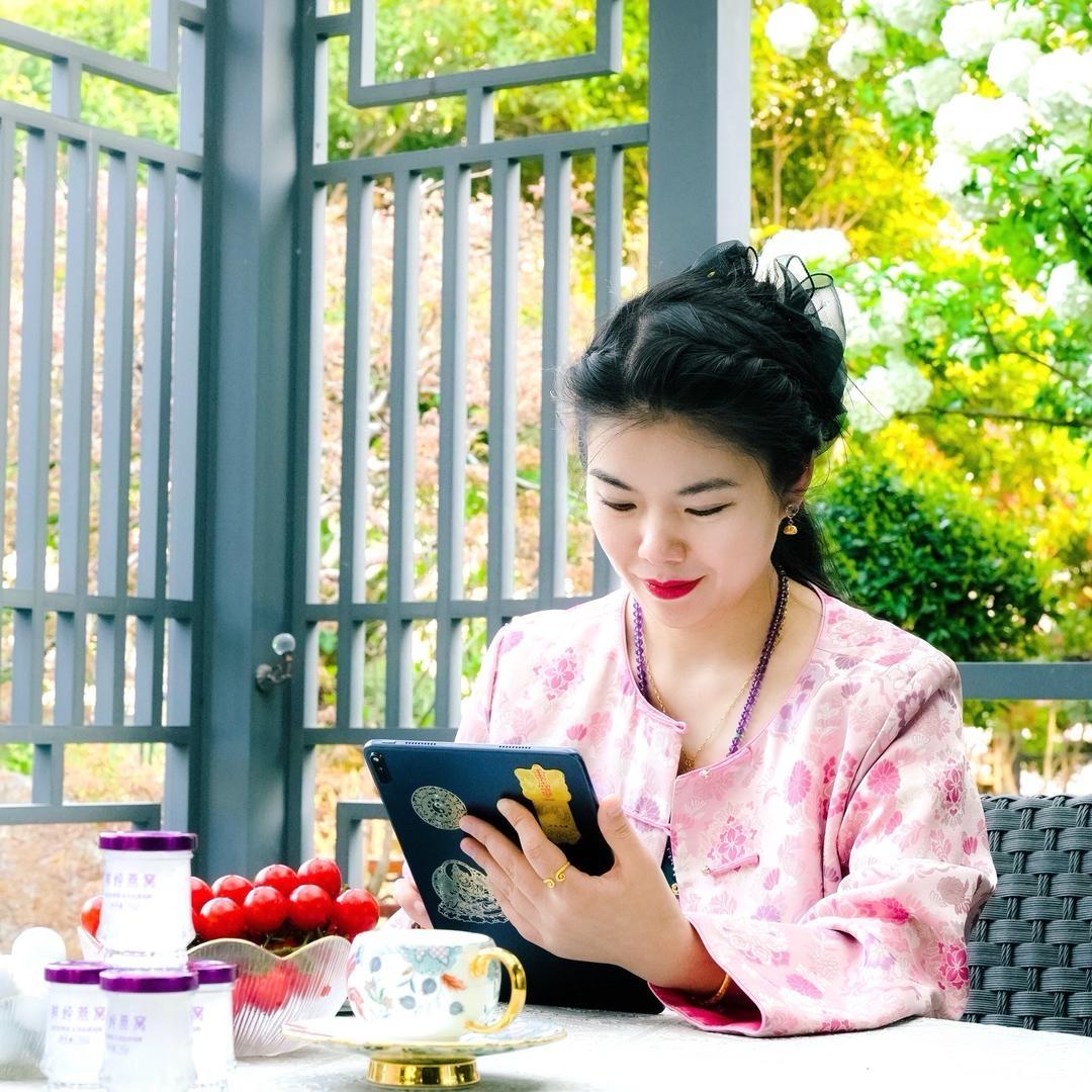 东谷寺文创莉莉来了