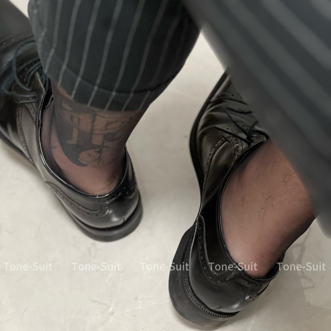 Tone_suit