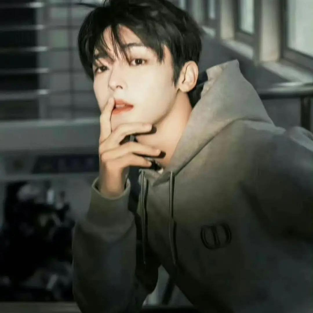 °李赚赚