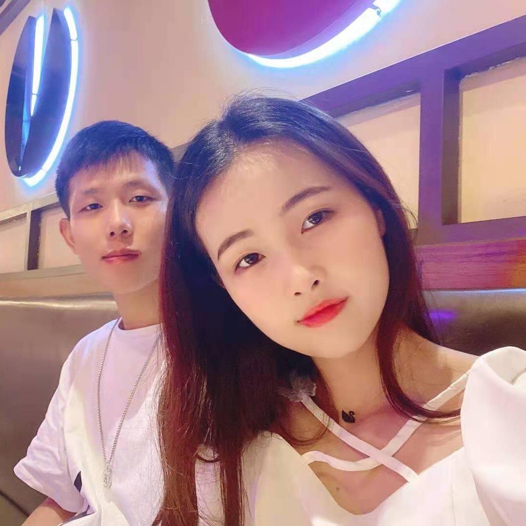 小橙橙和小虎牙