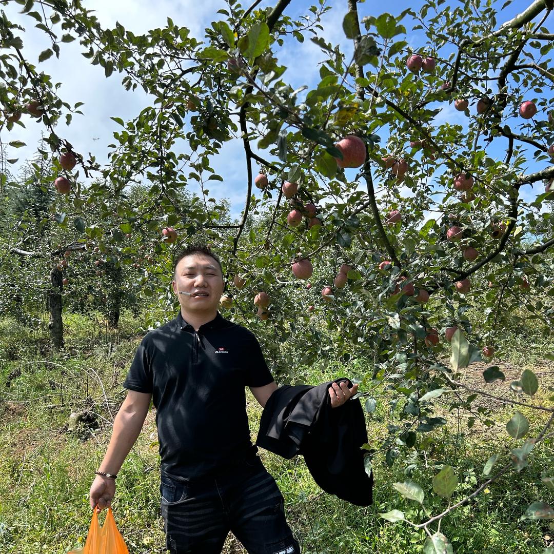 康阁斯新中式实木家具——勇哥哥