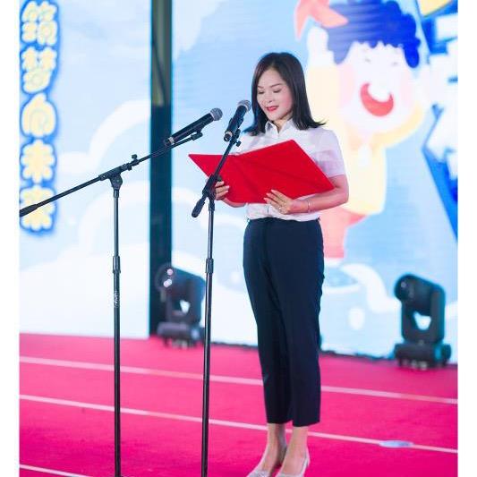 桔城教育集团汤丽