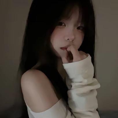 小美美.
