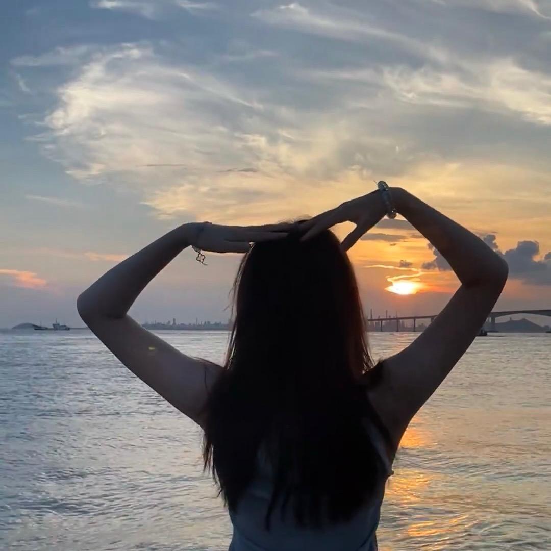 湾中独秀